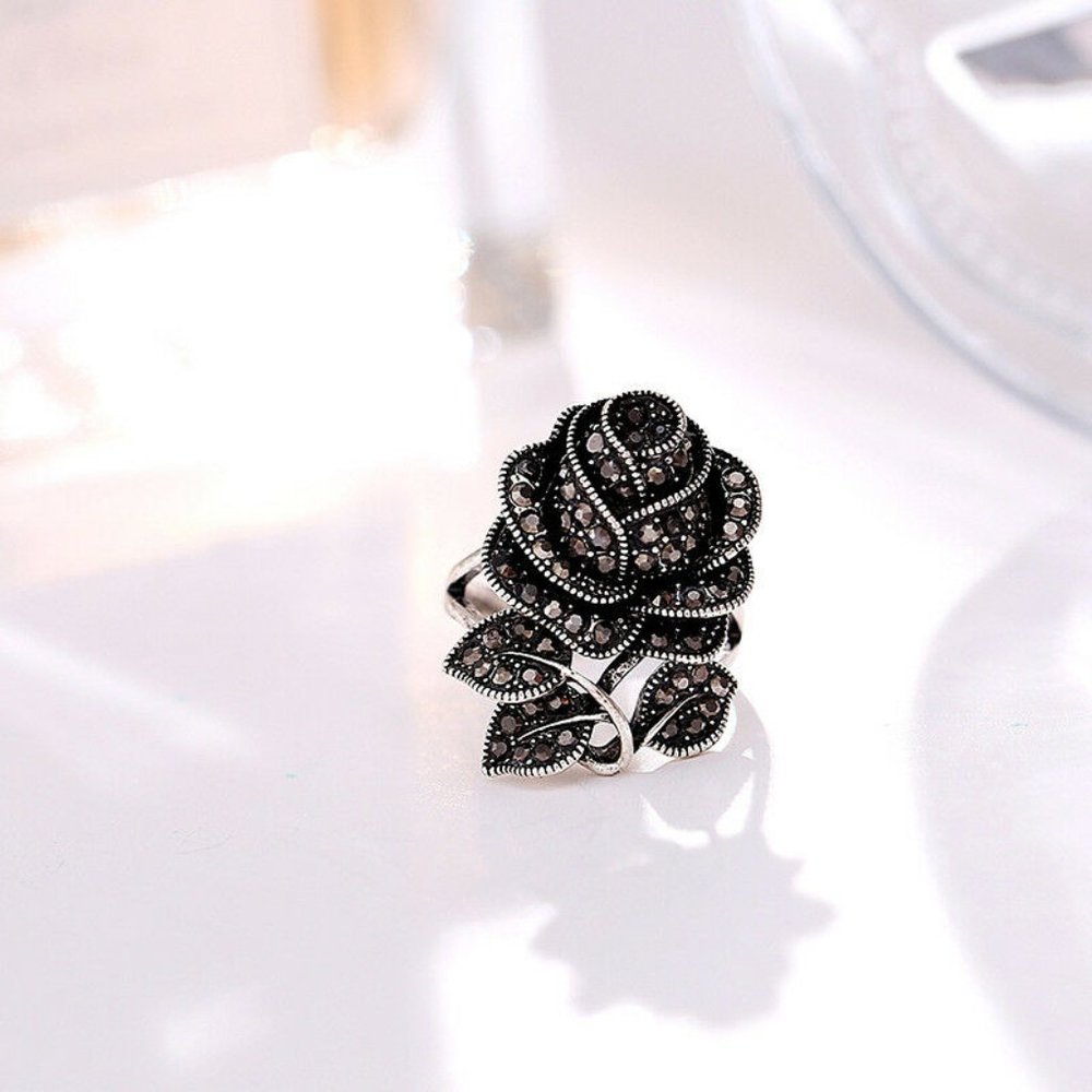 Gorgeous Rose Ring 925 Silver Filled New - Picture 5 of 6